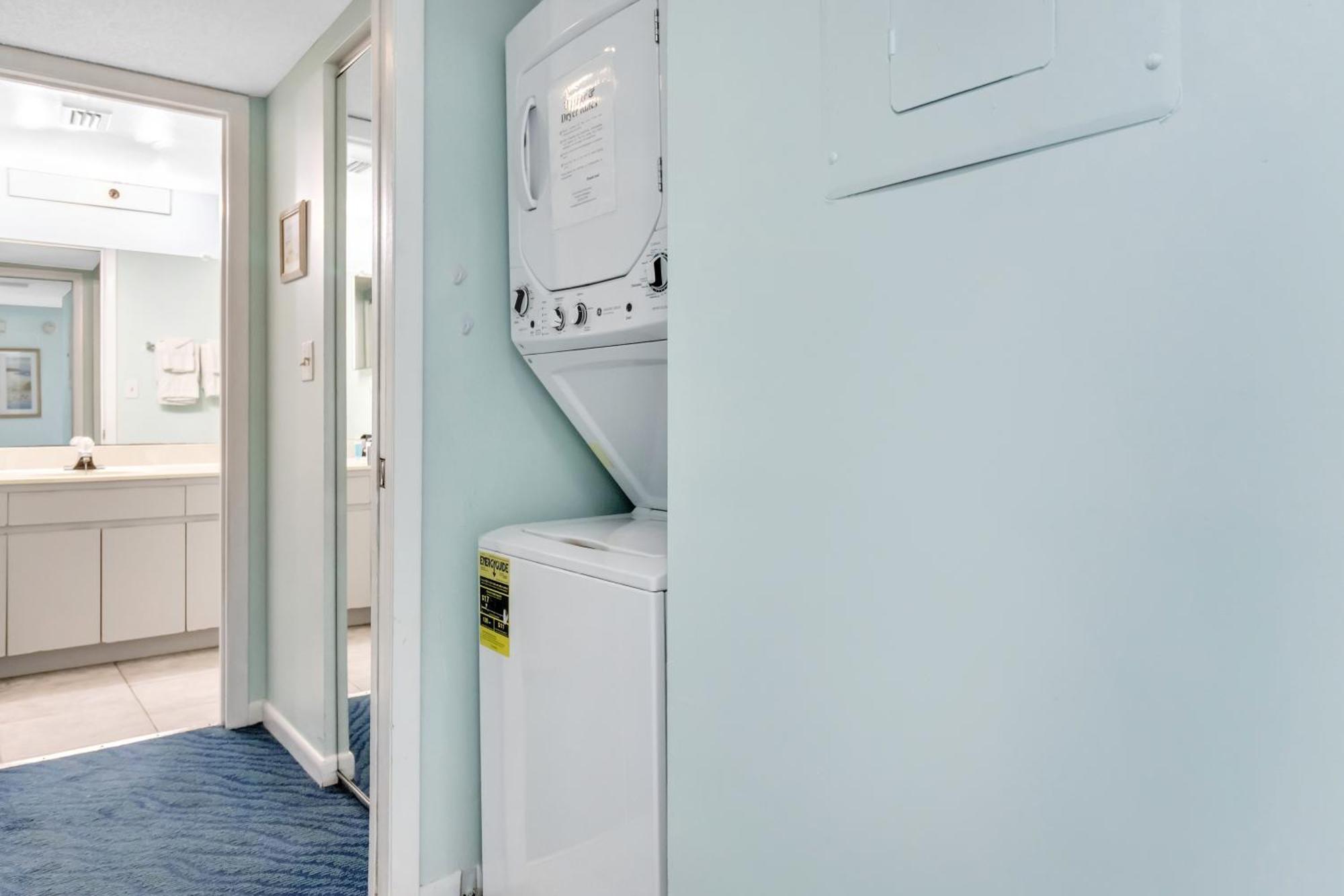 Cape Winds Resort ケープ・カナベラル エクステリア 写真